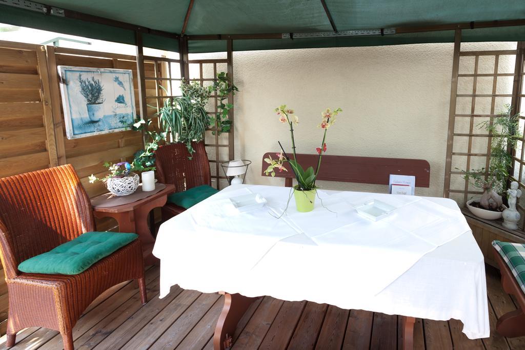 דכאו Hotel Drei Loewen מראה חיצוני תמונה