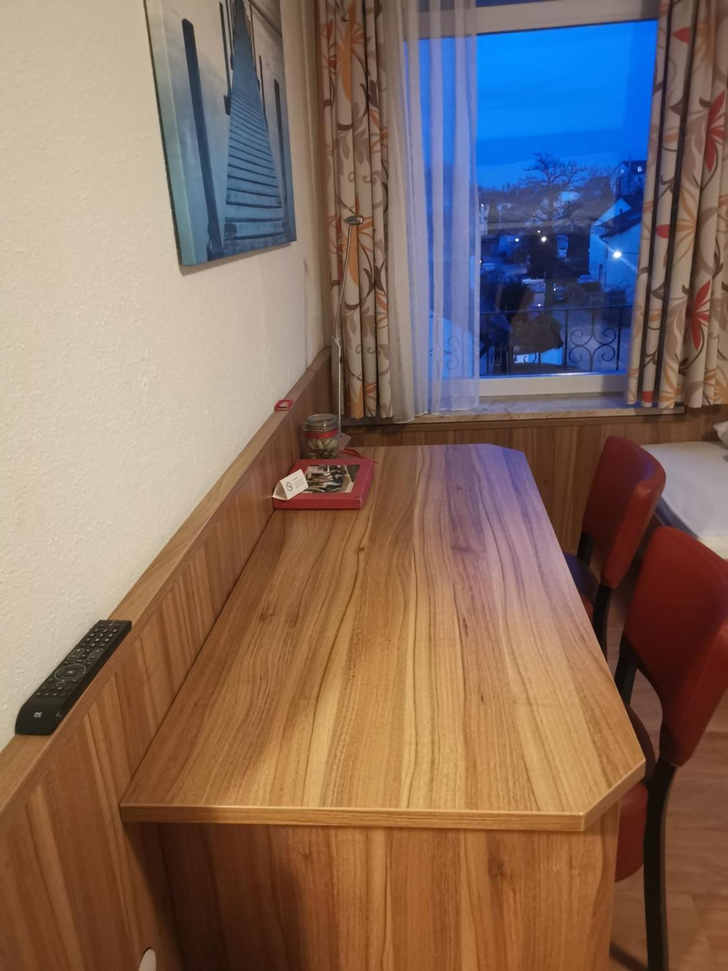 דכאו Hotel Drei Loewen מראה חיצוני תמונה